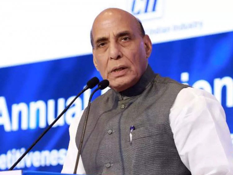 Defence Minister Rajnath Singh Meets CEOS of top French Defence Companies in Paris