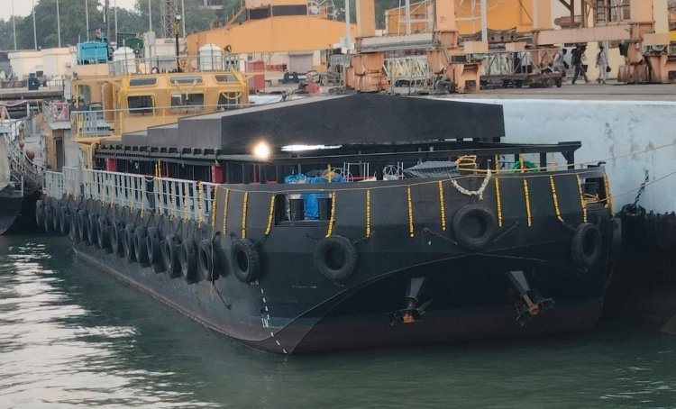 Delivery of Second MCA BARGE, LSAM 8 (YARD 76)