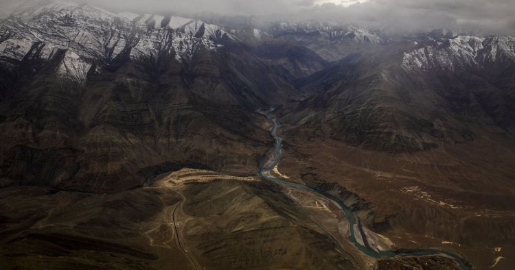 INDIA-CHINA ROW: MIXED SIGNALS FROM THE BORDER