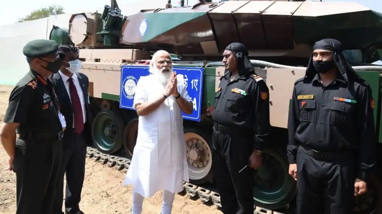 Government to Shelve Multiple Defence Import Projects to Promote 'Make In India'